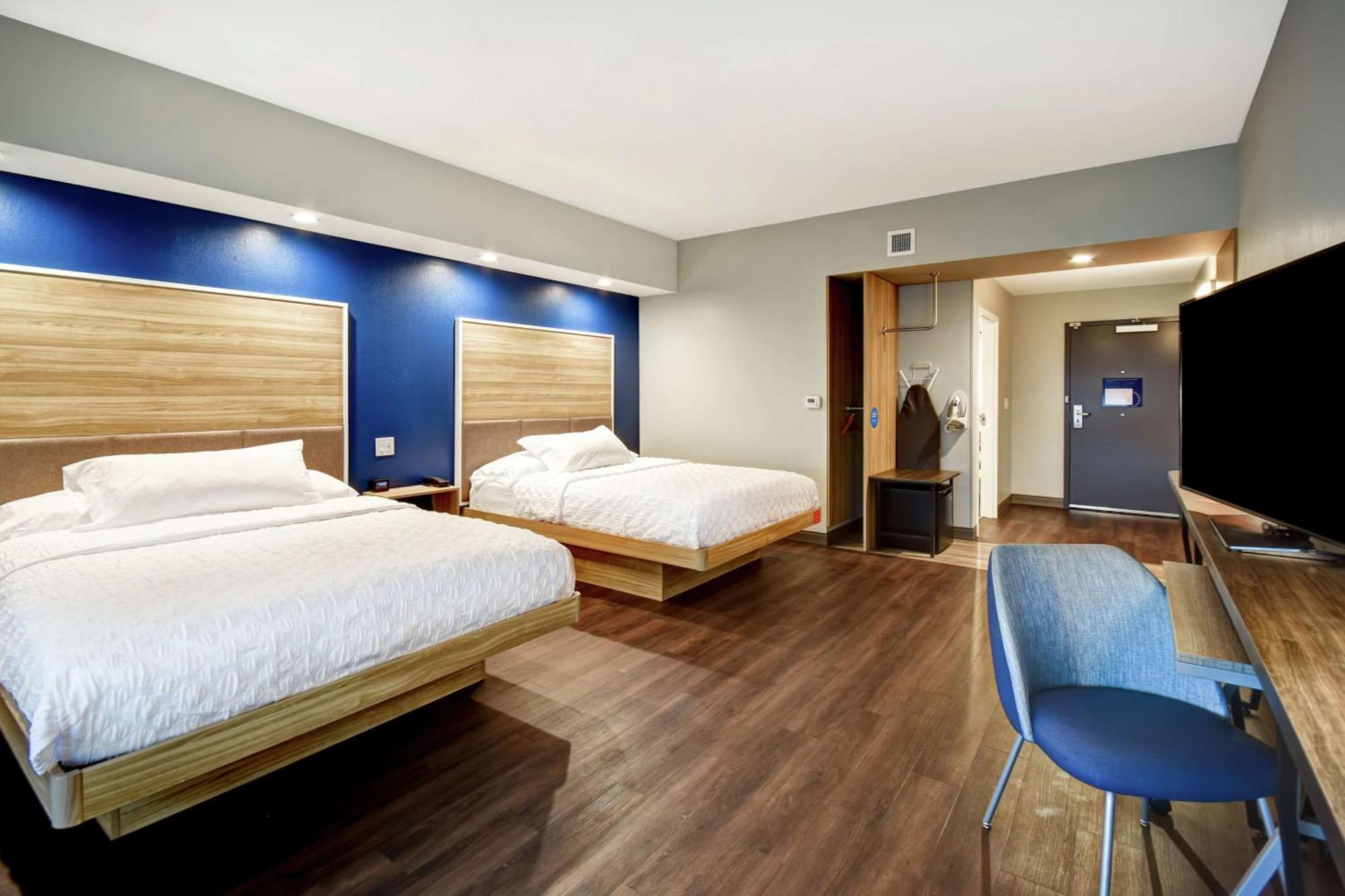 Отель Tru By Hilton Syracuse-Camillus Экстерьер фото