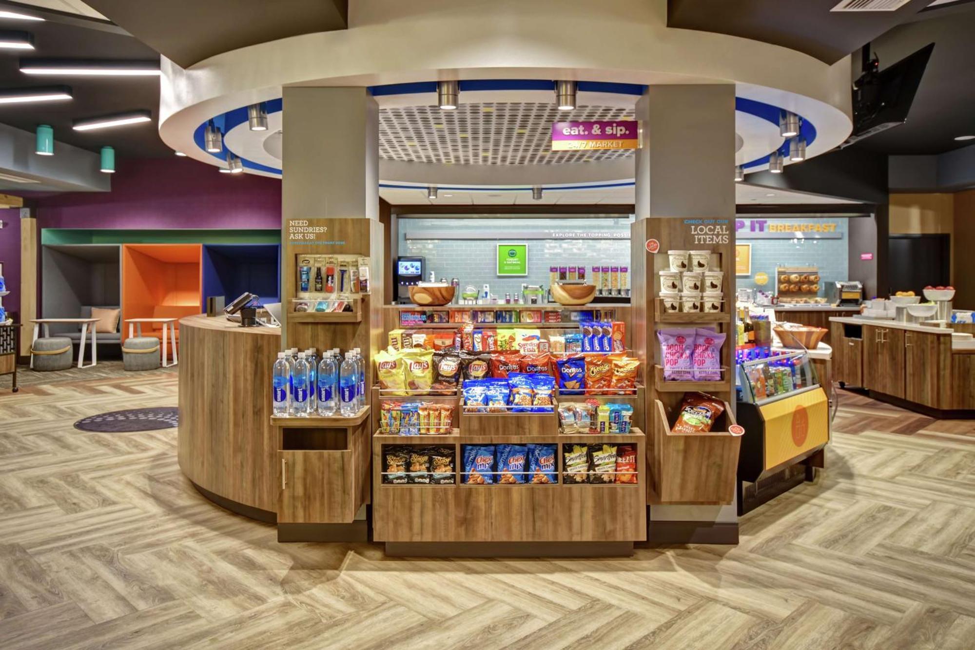 Отель Tru By Hilton Syracuse-Camillus Экстерьер фото